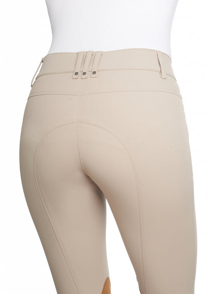 5-663049-whitesandback.jpg